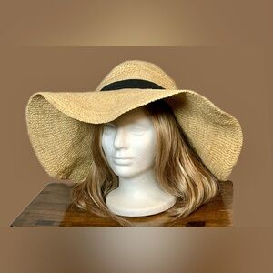 NWT J. Crew Big Wide-Brim Floppy Boater Hat with Ribbon Tie, Packable, Size M-L